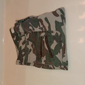 Camouflage pants